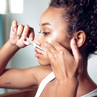 StackedSkincare Dermaplane Razor for Women Face - Professional Facial Razor, Non-electric Face Shaver for Women - Eyebrow Razor & Dermaplaning Tool for Face Exfoliation - Includes Handle & Blade